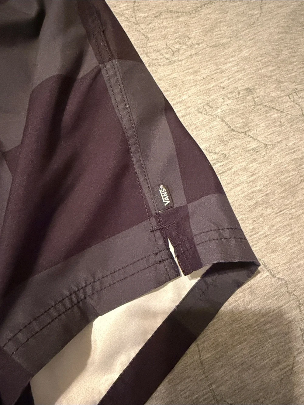 Vans Boys Black & Charcoal Check Swim/Board Shorts Size Large Relaxed Fit